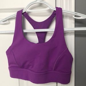 Lululemon sports bra